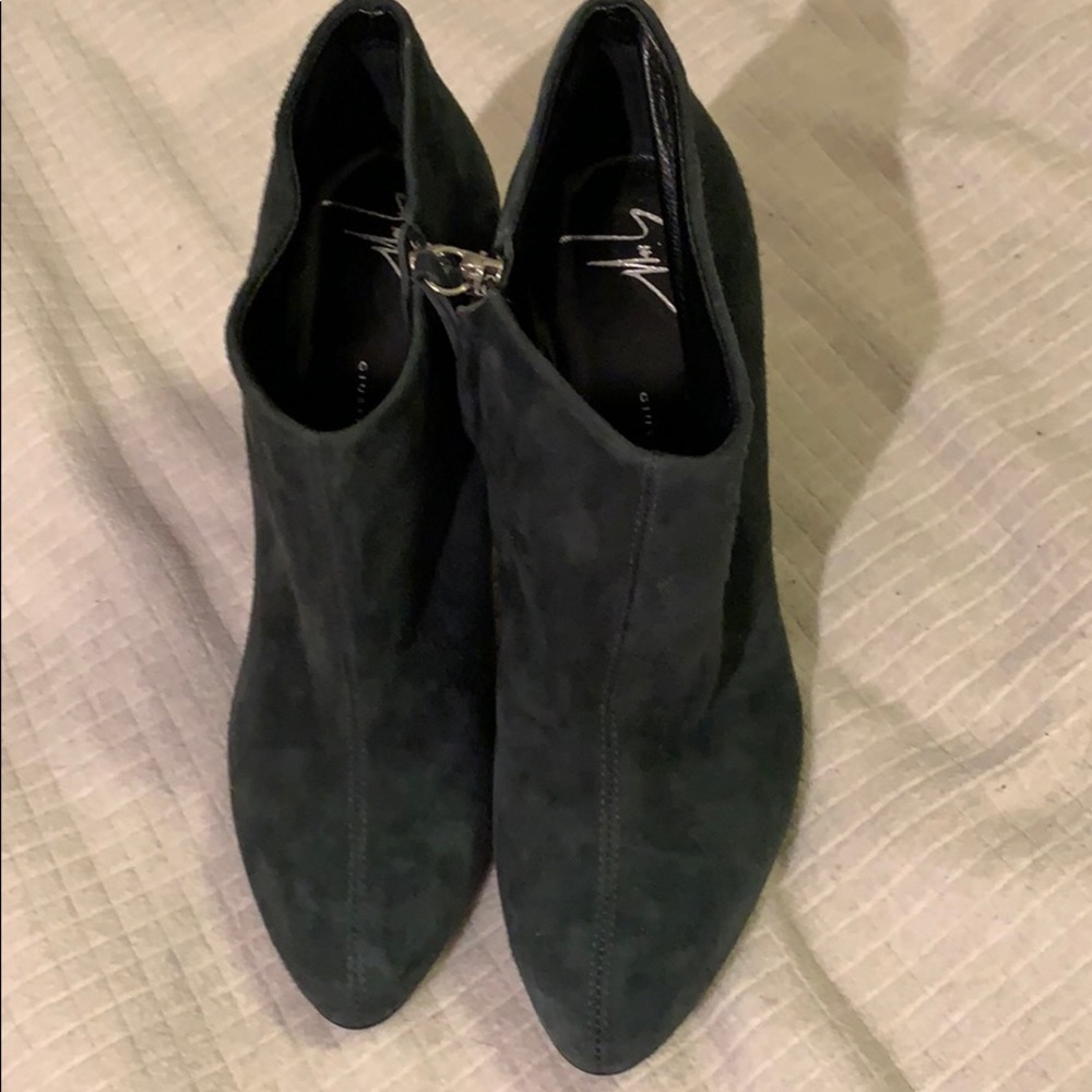 Giuseppe Zanotti 9 Blue suede stiletto heeled boot